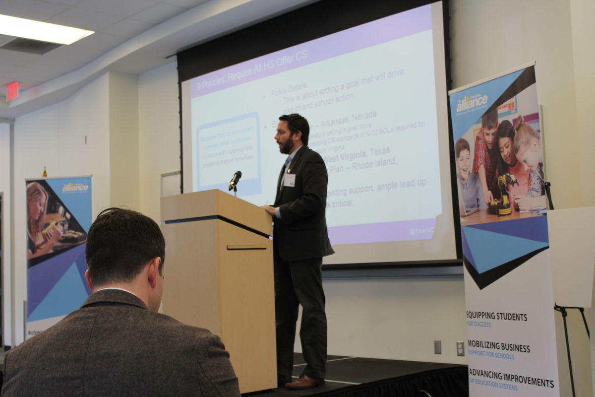 Alliance event seeks ways to growth computer technological