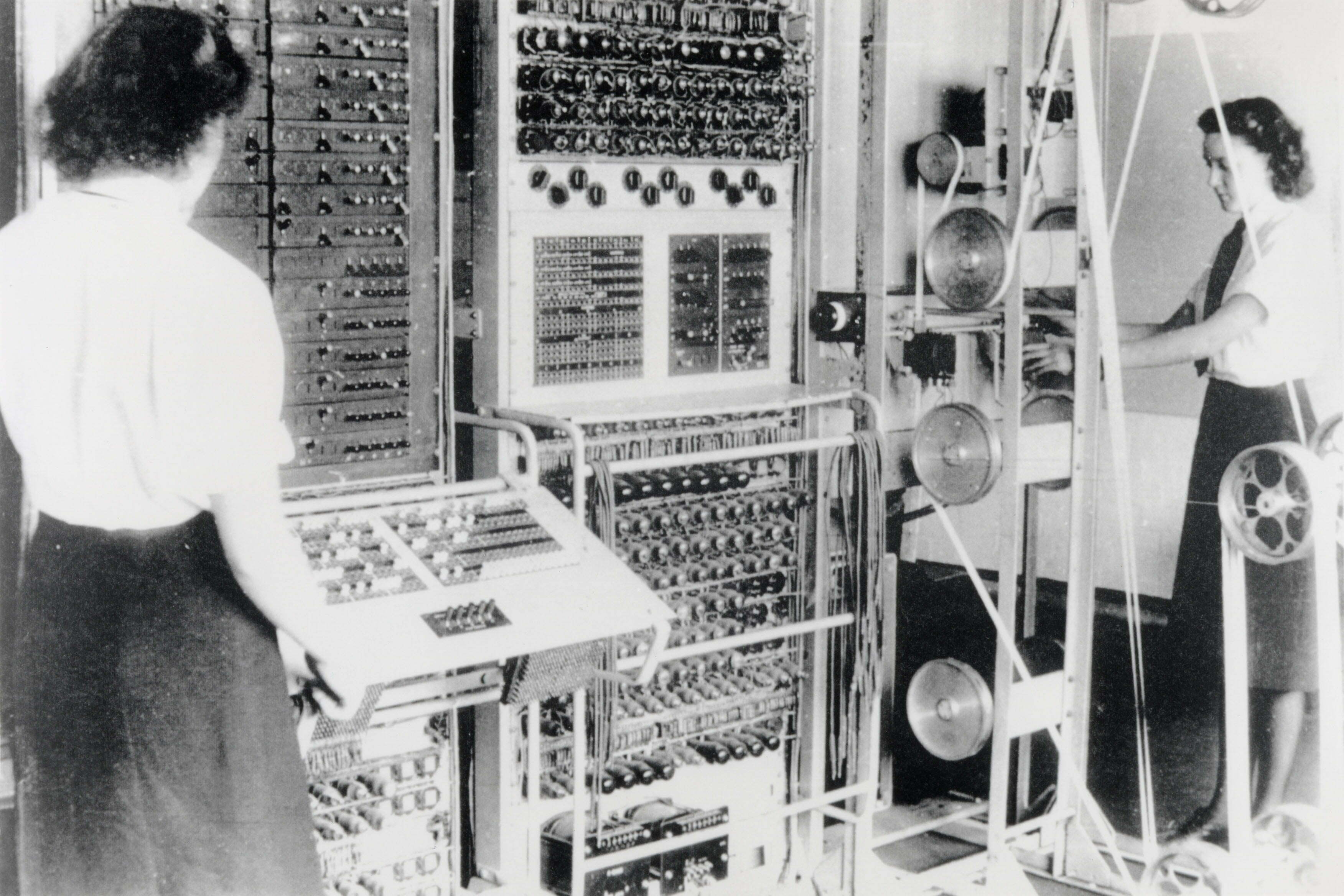 Women Once Ruled the Computer World. 2