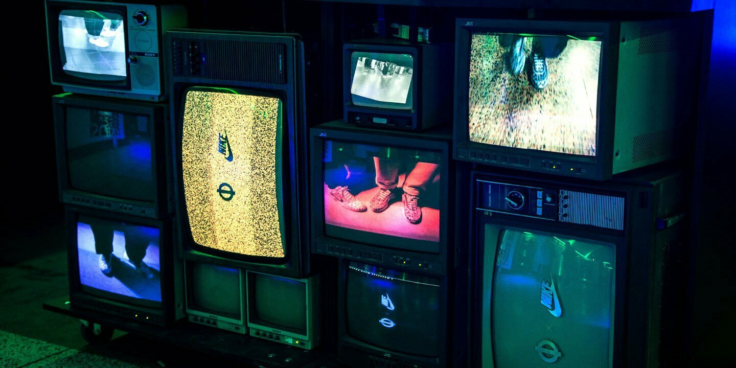 Display reminds global of why it fell in love